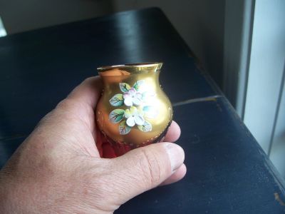 Cranverry vase 4