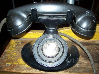 Northern Electric table phone 1