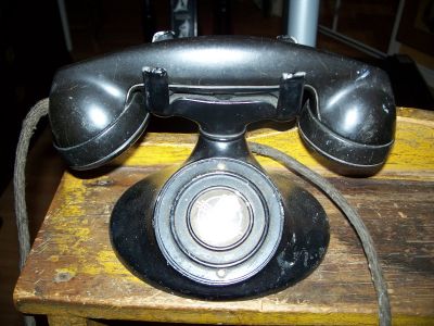 Northern Electric table phone 2