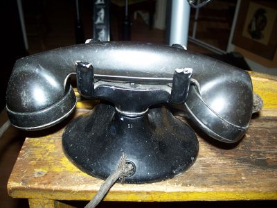Northern Electric table phone 3
