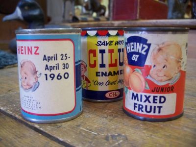 Petites banques vintage avec ancienne publicit&eacute; des ann&eacute;es 60 1
