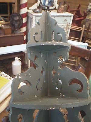 Pine corner shelf 3