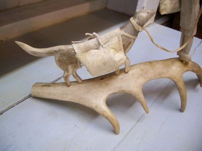 Inoo antler carving 6