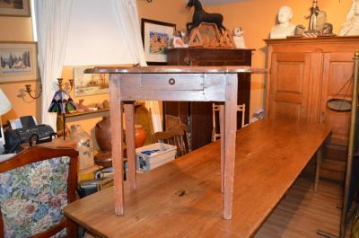 Petite table en pin 1 Petite table en pin 1