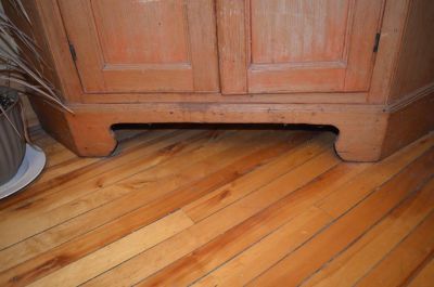 Encoignure à 2 corps 2 Encoignure à 2 corps 2