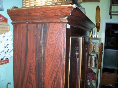 Armoire en  pin de petit format dans le jus 5
