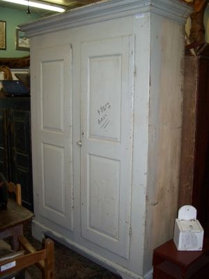 Raised panels cupboard , gonds & forged nails 1 Raised panels cupboard , gonds & forged nails 1