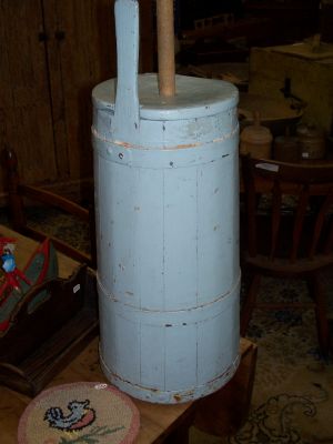 Wood butter churn 5