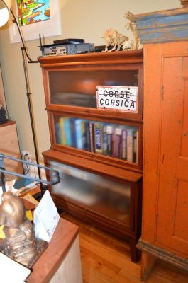 Nice stacking bookcase 1
