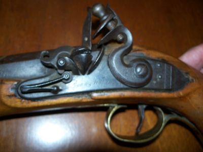 Pistolet à poudre noire pour gaucher 4 Pistolet à poudre noire pour gaucher 4