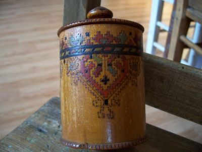 Outstanding native Indian trinket box great colors 1