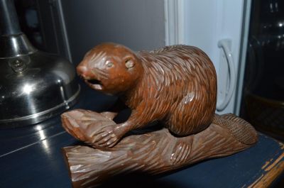 Carved beaver 4