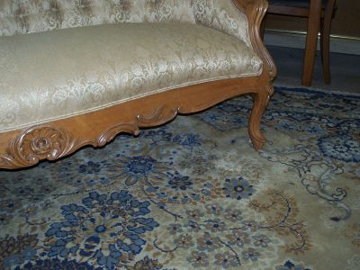 Carved roses 3 places love seat great condition 6