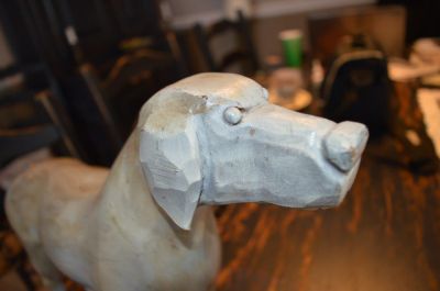 Chien sculpté  3