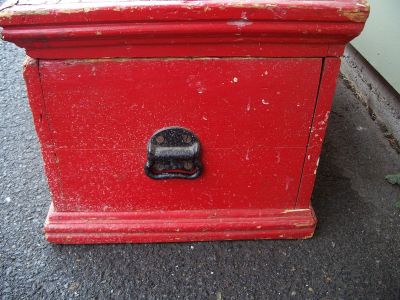 Beau coffre &agrave; outils en pin  6