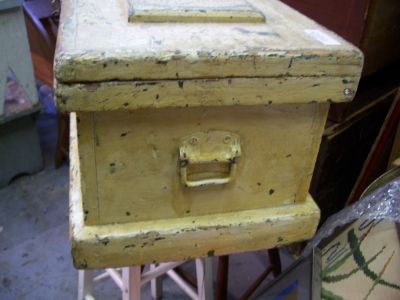 Beau petit coffre &agrave; outils en pin 5
