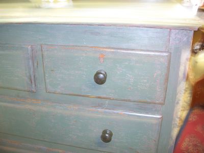Pine chest of drawers forged nails 5 drawers over body 7