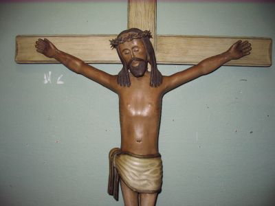 corpus en pin polychrome 3