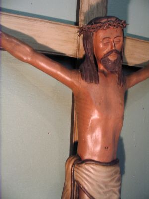 corpus en pin polychrome 9