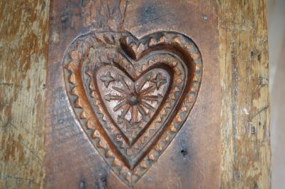 Heart chipped carved sugar mols a beauty 2