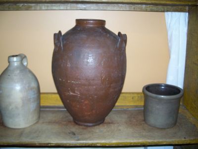 Huge large amphora attributed to Bourg St-Denis potters 1