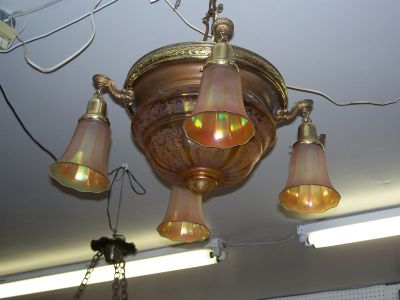 Superbe lustre avec globes en verre carnaval 2