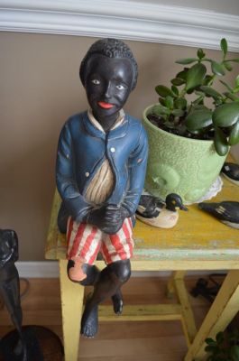 Negro butler carving 3