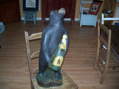 Ours sculpt&eacute; en bois 2