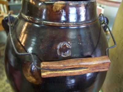 Real nice stoneware jar with spout 4
