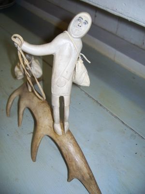 Inoo antler carving 2