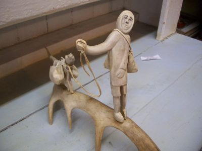 Inoo antler carving 17