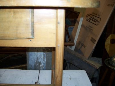 Small stretcher table w drawer  5
