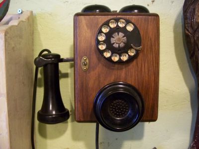 Tr&egrave;s beau petit t&eacute;l&eacute;phone 1