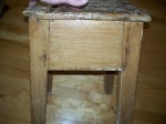 Pine bench on the rough with its graining4
