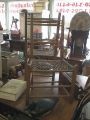 Bel ensemble de 4 chaises avec fod de babiche1