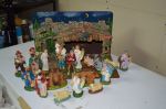Wooden manger with 18 characters.5