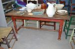Pine stretcher base table