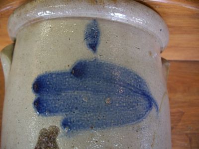 Small 2 gallons blue decoreted stoneware jar 8