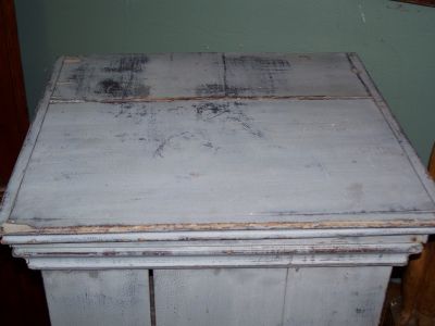 Petite table en pin ( cache pot d'aisance ) 3