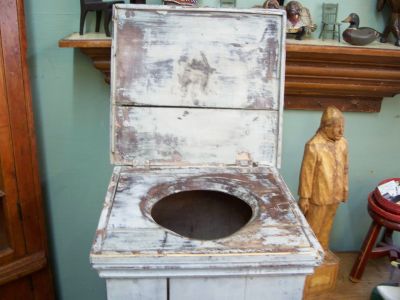 Petite table en pin ( cache pot d'aisance ) 8
