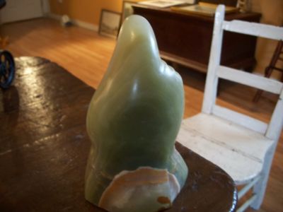 Sculpture esquimaude femme donnant le sein &agrave; l'enfant 4